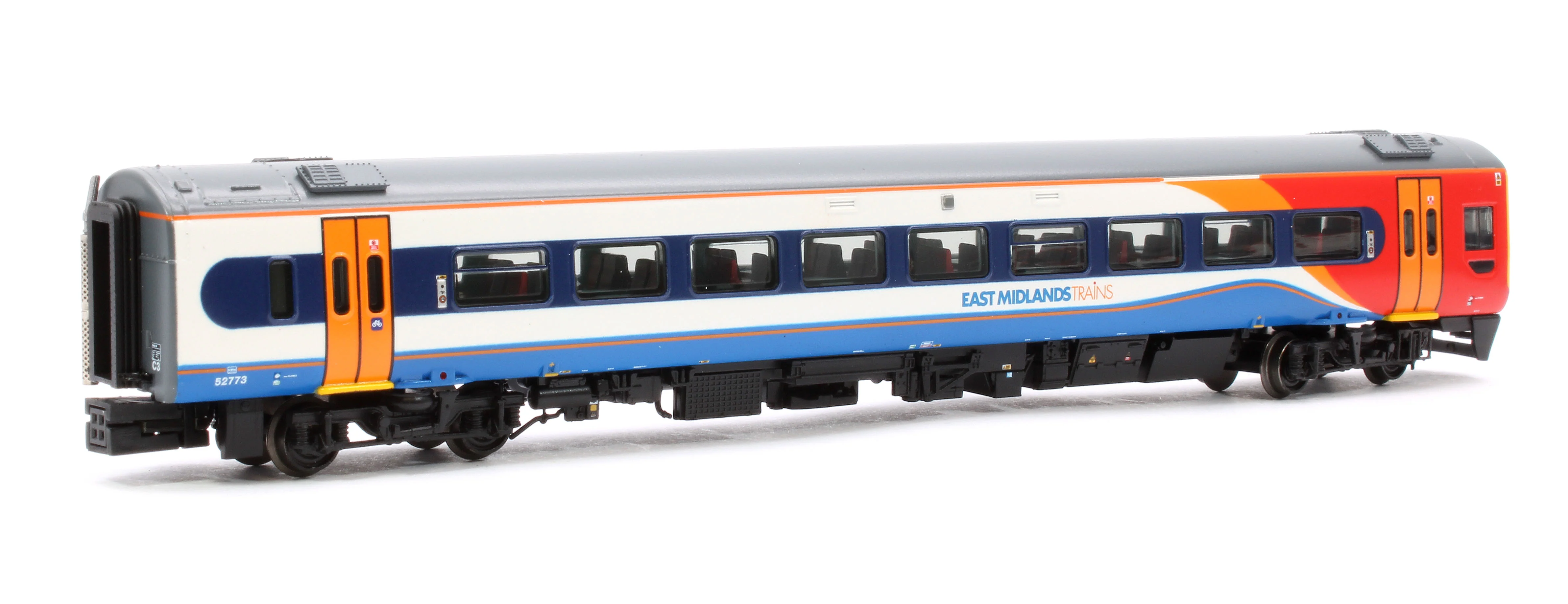 Class 158 2-Car DMU 158773 East Midlands Trains - DCC Sound - Image 4