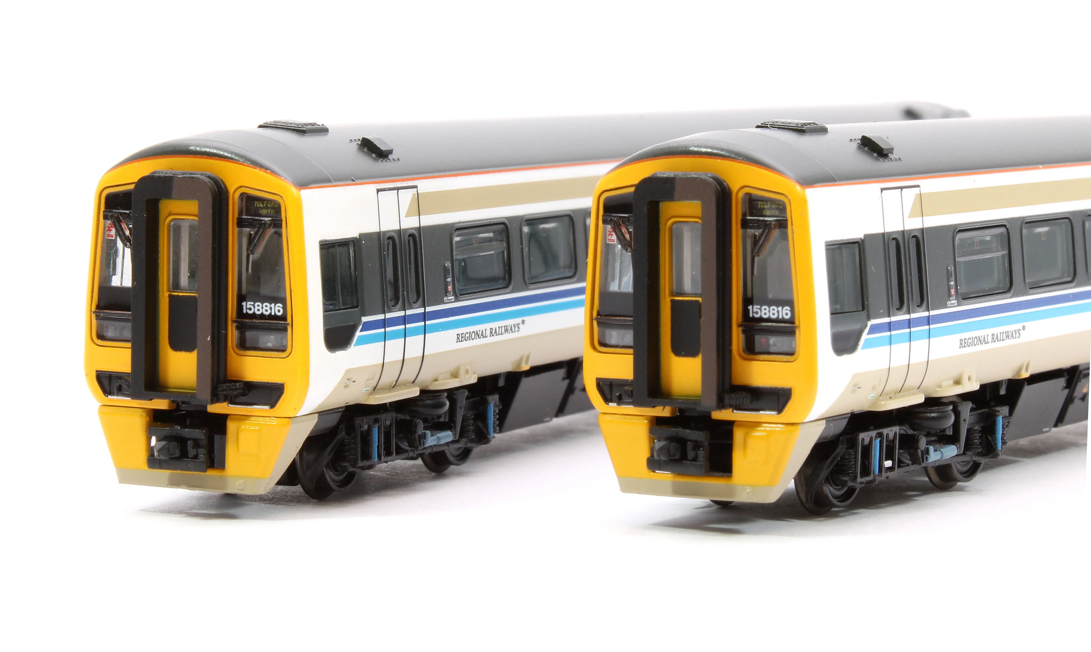 Class 158 2-Car DMU 158816 BR Regional Railways - DCC Sound - Image 8